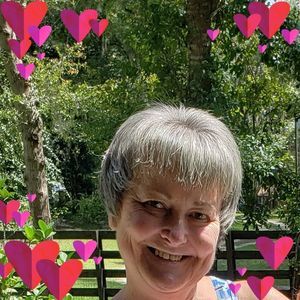 Meet your Posher, Pam